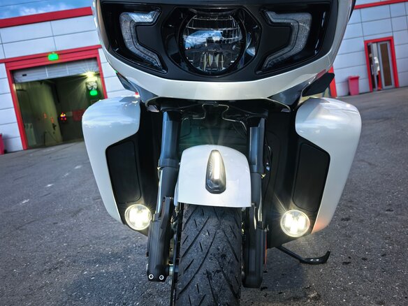 2023 Indian Pursuit, белый, 2300000 рублей - вид 16