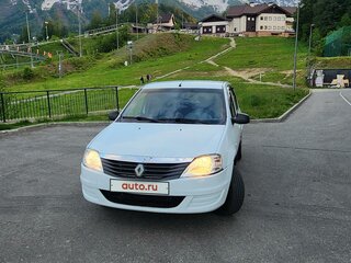 2013 Renault Logan I Рестайлинг, белый, 420000 рублей, вид 5