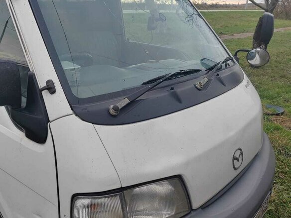 2001 Mazda Bongo IV, белый, 330000 рублей - вид 8