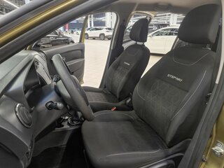 2017 Renault Sandero Stepway II, зелёный, 1059000 рублей, вид 5
