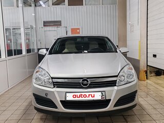 2010 Opel Astra GTC H Рестайлинг, серебристый, 350000 рублей, вид 2