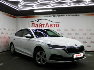 2021 Skoda Octavia IV (A8), белый, 1999000 рублей, вид 3