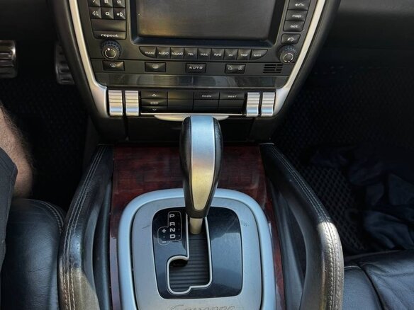2003 Porsche Cayenne Turbo I (955), серый, 955000 рублей - вид 4