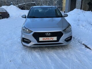 2017 Hyundai Solaris II, серый, 800000 рублей, вид 1