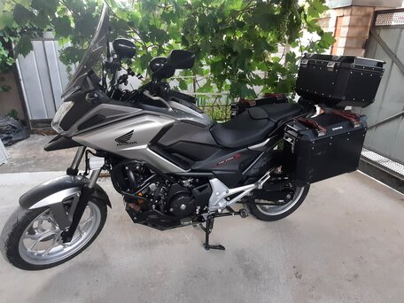 2017 Honda NC 750X, серый, 985000 рублей, вид 1