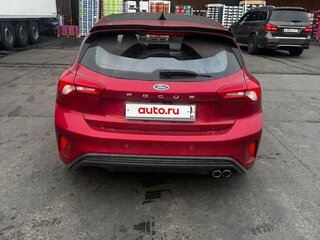 2022 Ford Focus IV Рестайлинг, красный, 2900000 рублей, вид 3