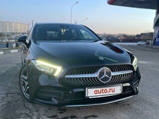 2018 Mercedes-Benz A-Класс 200 IV (W177), чёрный, 2148551 рублей, вид 2