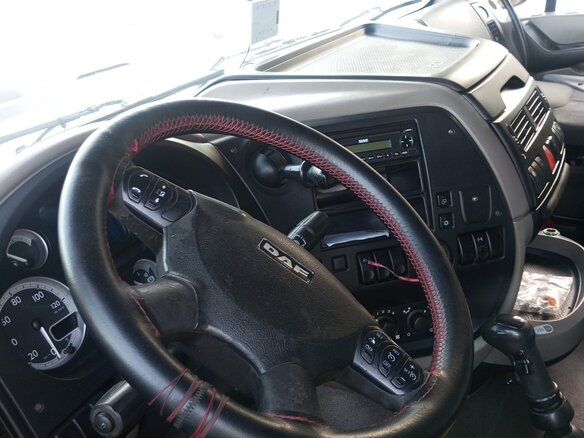 2012 DAF XF 105, белый, 2348290 рублей - вид 8