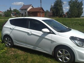 2013 Hyundai Solaris I, белый, 550000 рублей, вид 4