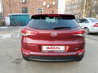 2016 Hyundai Tucson III, красный, 1950000 рублей, вид 3
