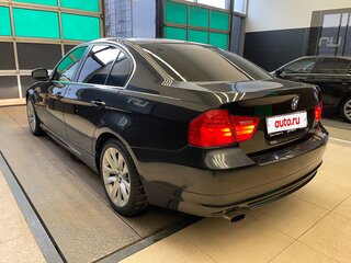 2010 BMW 3 серии 318i V (E90/E91/E92/E93) Рестайлинг, чёрный, 920000 рублей, вид 4