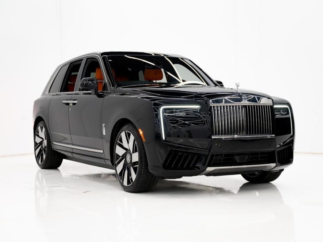 Открыть фотографии: Rolls-Royce Cullinan I Рестайлинг (Series II)