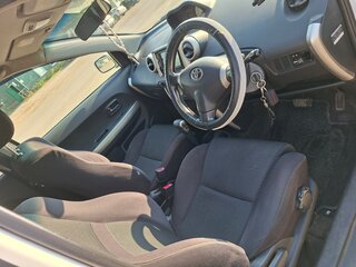 2002 Toyota Ist I, белый, 465000 рублей, вид 3