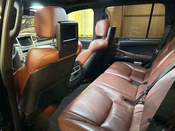 2015 Lexus LX 570 III Рестайлинг, чёрный, 4600000 рублей - вид 25