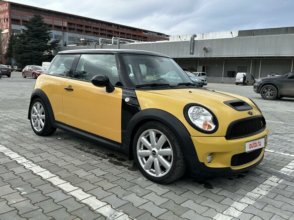 2008 Mini Hatch Cooper S II (R56), жёлтый, 1100000 рублей - вид 12
