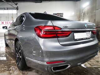 2015 BMW 7 серии Long 730Ld xDrive VI (G11/G12), серый, 4444444 рублей, вид 5