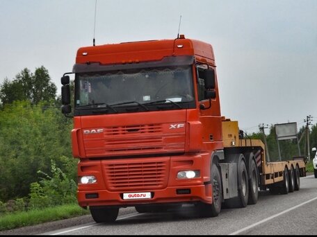 2004 DAF XF 95, оранжевый, 2000000 рублей, вид 1