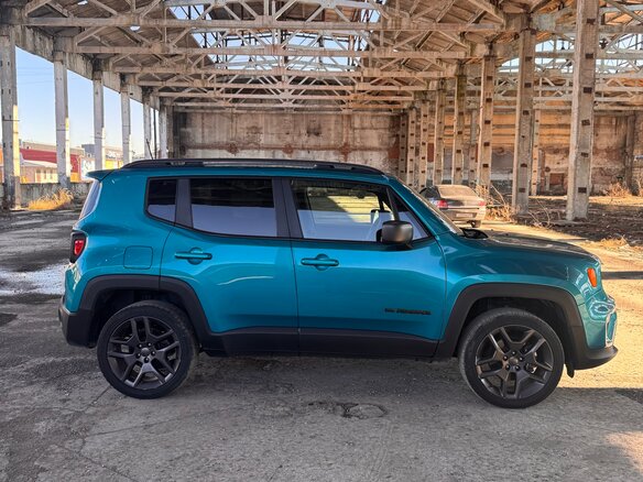 2021 Jeep Renegade I Рестайлинг, зелёный, 900000 рублей - вид 1