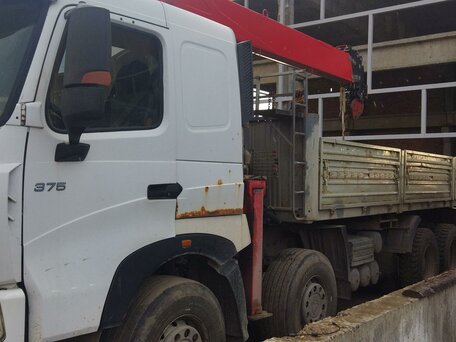 2012 Sinotruk Howo T7H, белый, 6500000 рублей, вид 4