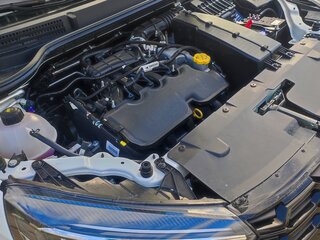2023 Lada (ВАЗ) Vesta Cross I Рестайлинг (NG), белый, 1800000 рублей, вид 3