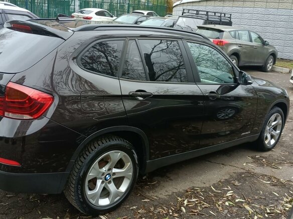 2014 BMW X1 20d I (E84) Рестайлинг, коричневый, 2200000 рублей - вид 1