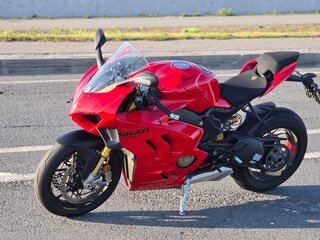 2022 Ducati Panigale V4, красный, 2900000 рублей, вид 2