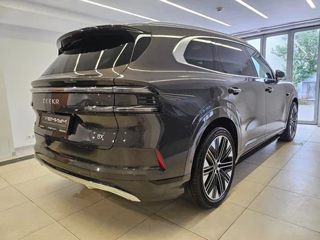 2026 Zeekr 8X 70 kWh, серый, 12790000 рублей, вид 3