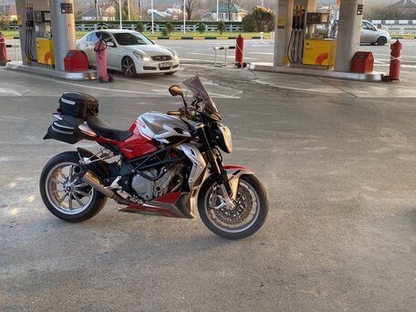 2013 MV Agusta Brutale 1090, серебристый, 1350000 рублей, вид 5