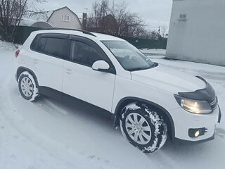 2014 Volkswagen Tiguan I Рестайлинг, белый, 1450000 рублей, вид 4