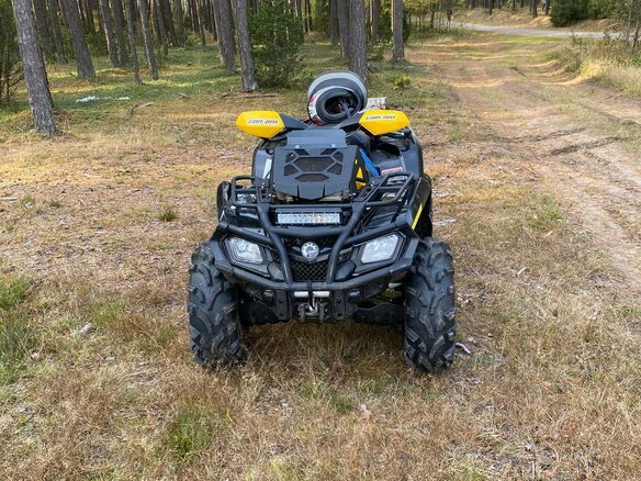 2009 BRP Can-Am Outlander 800, золотистый, 915000 рублей - вид 6