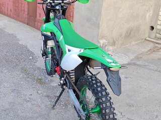 Regulmoto ZR 250