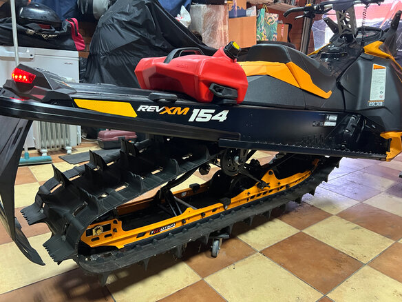 2013 BRP Ski-Doo Summit 600, золотистый, 980000 рублей - вид 1