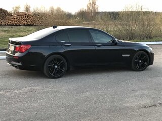 2009 BMW 7 серии 740d V (F01/F02/F04), чёрный, 1600000 рублей, вид 2