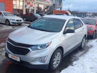 2019 Chevrolet Equinox III, серебристый, 1650000 рублей, вид 3