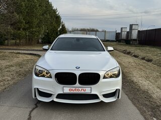 2011 BMW 7 серии Long 750Li xDrive V (F01/F02/F04), белый, 1850000 рублей, вид 2