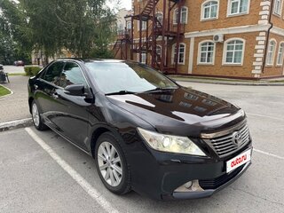 2014 Toyota Camry VII (XV50), чёрный, 1750000 рублей, вид 3