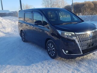 2017 Toyota Esquire I Рестайлинг, чёрный, 2800000 рублей, вид 1