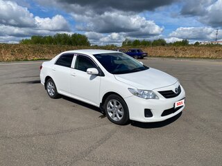 2012 Toyota Corolla X (E140, E150) Рестайлинг, белый, 955000 рублей, вид 3