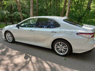 2019 Toyota Camry VIII (XV70), белый, 3300000 рублей, вид 5