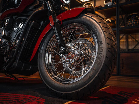 2026 Indian Scout, красный, 2390000 рублей, вид 2