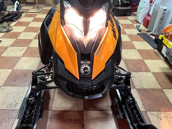 2013 BRP Ski-Doo Summit 600, золотистый, 980000 рублей - вид 6