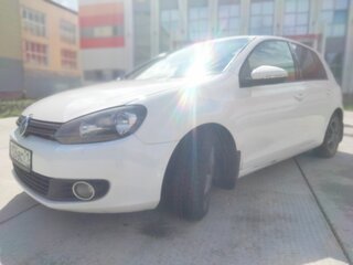 2011 Volkswagen Golf VI, белый, 425000 рублей, вид 1