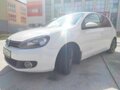 2011 Volkswagen Golf VI, белый, 425000 рублей