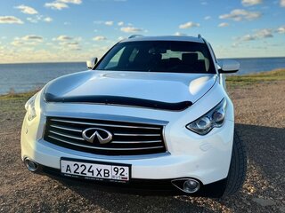 2016 Infiniti QX70, белый, 2650000 рублей, вид 2