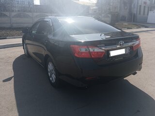 2014 Toyota Camry VII (XV50), чёрный, 2600000 рублей, вид 4