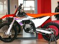 2024 KTM 350 SX F, белый, 1359900 рублей - вид 2