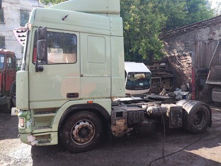1991 DAF 95, зелёный, 900000 рублей, вид 1