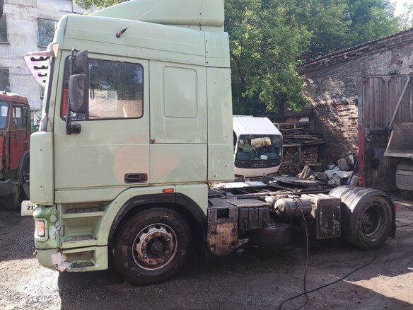 1991 DAF 95, зелёный, 900000 рублей