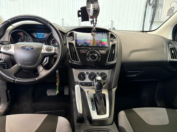 2011 Ford Focus III, белый, 800000 рублей - вид 6