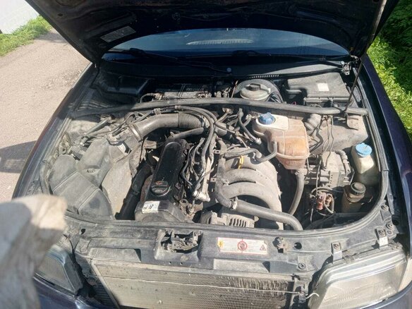 1995 Audi A4 I (B5), синий, 250000 рублей - вид 10